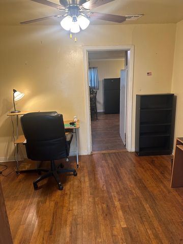 631 W Walker Street, Denison, TX 75020