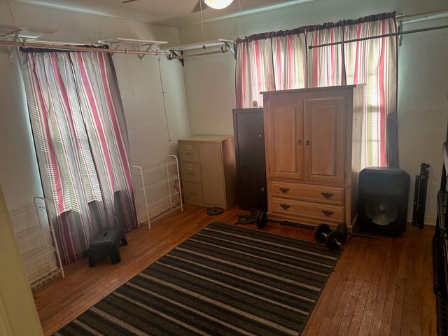 631 W Walker Street, Denison, TX 75020