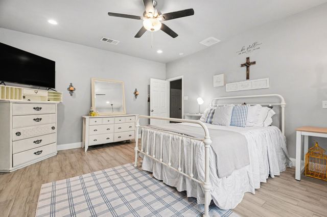 3405 4th Street, Greenville, TX 75401