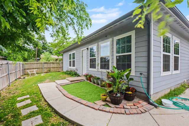 3405 4th Street, Greenville, TX 75401