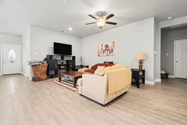 3405 4th Street, Greenville, TX 75401