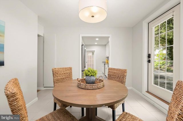 1834 SAINT MARGARETS RD, Annapolis, MD 21409