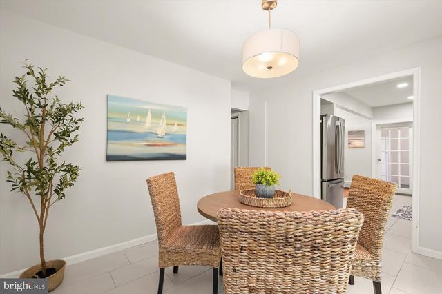 1834 SAINT MARGARETS RD, Annapolis, MD 21409