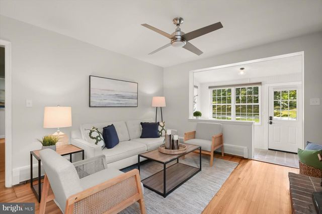 1834 SAINT MARGARETS RD, Annapolis, MD 21409