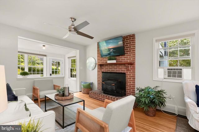 1834 SAINT MARGARETS RD, Annapolis, MD 21409