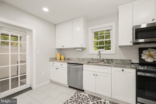 1834 SAINT MARGARETS RD, Annapolis, MD 21409