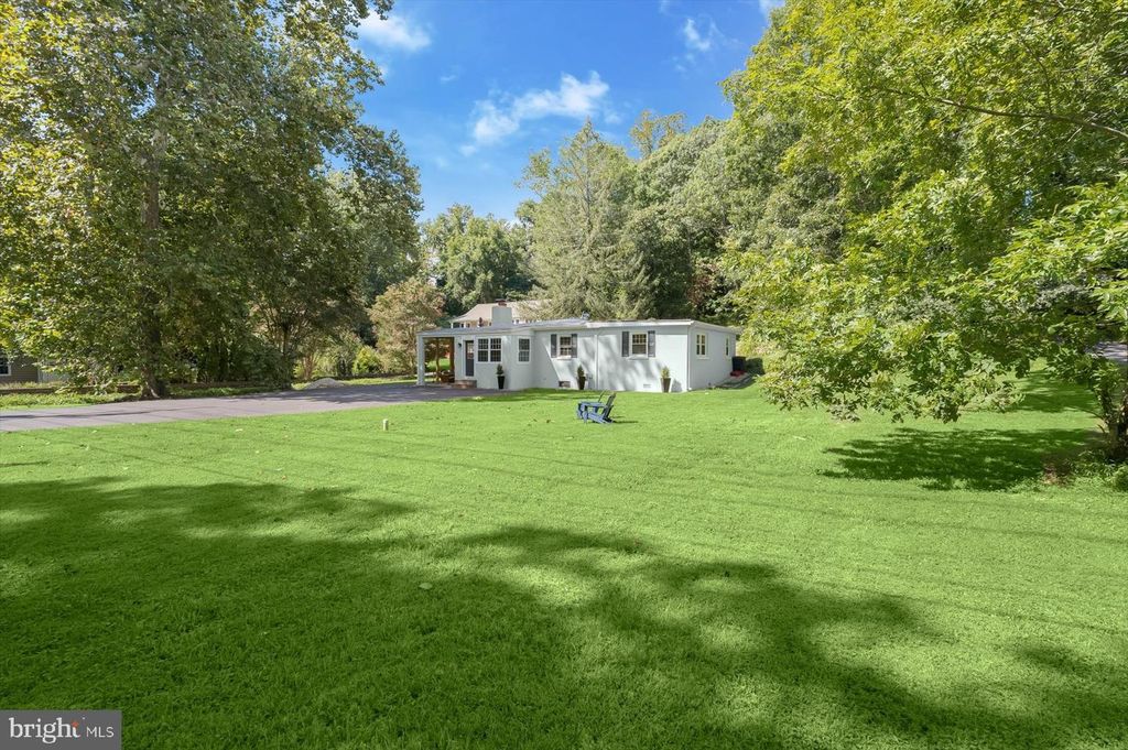 1834 SAINT MARGARETS RD, Annapolis, MD 21409