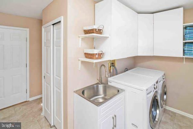 9 SWEET GUM LN, Horsham, PA 19044