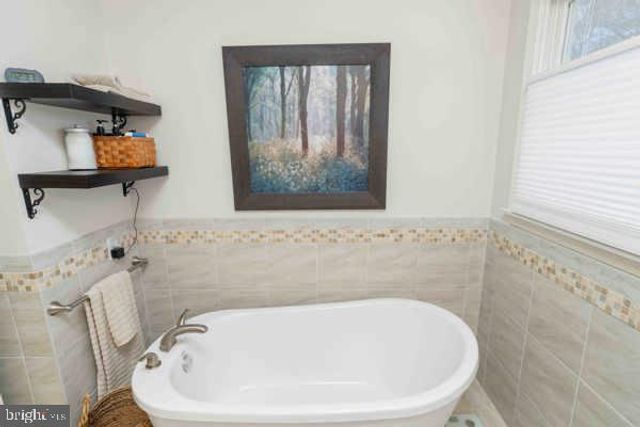 9 SWEET GUM LN, Horsham, PA 19044