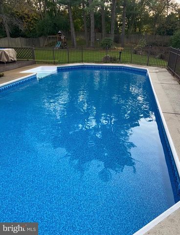 9 SWEET GUM LN, Horsham, PA 19044