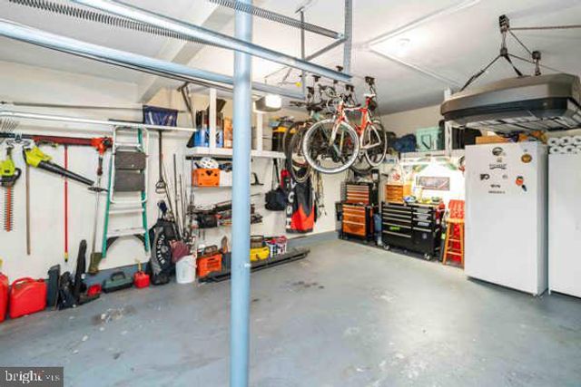 9 SWEET GUM LN, Horsham, PA 19044