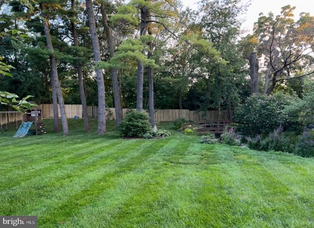 9 SWEET GUM LN, Horsham, PA 19044