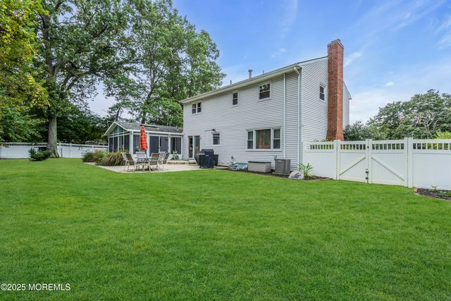 718 Arrow Drive, Toms River, NJ 08753