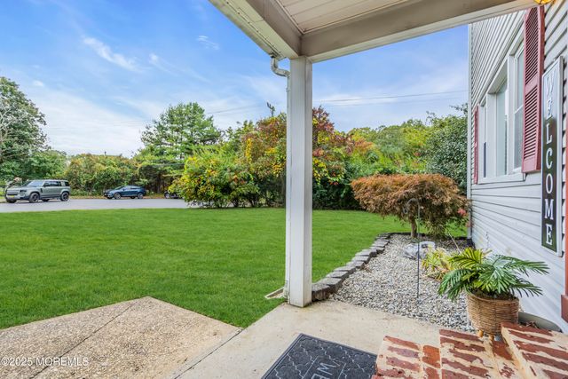 718 Arrow Drive, Toms River, NJ 08753