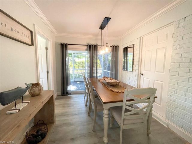 905 13th ST N, Naples, FL 34102