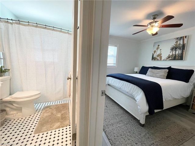 905 13th ST N, Naples, FL 34102