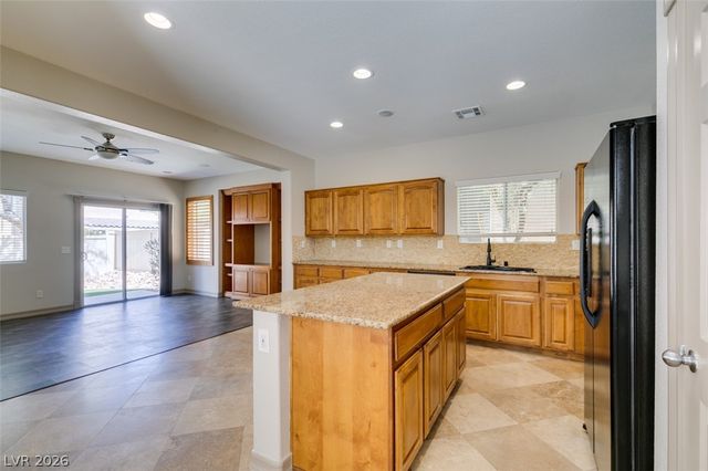 1020 East Eldorado Lane, Las Vegas, NV 89123