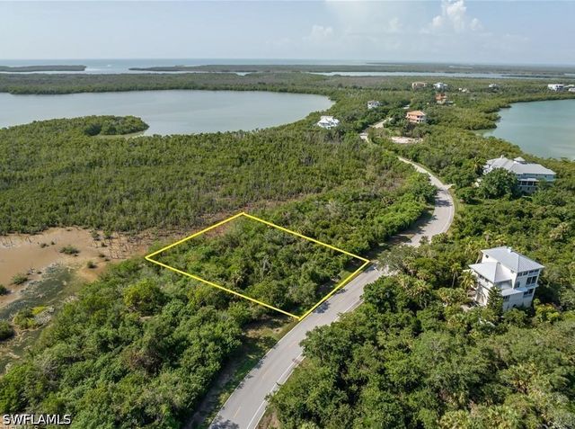 822 Whiskey Creek DR, Marco Island, FL 34145