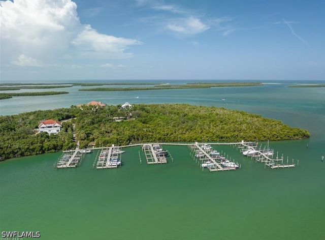 822 Whiskey Creek DR, Marco Island, FL 34145