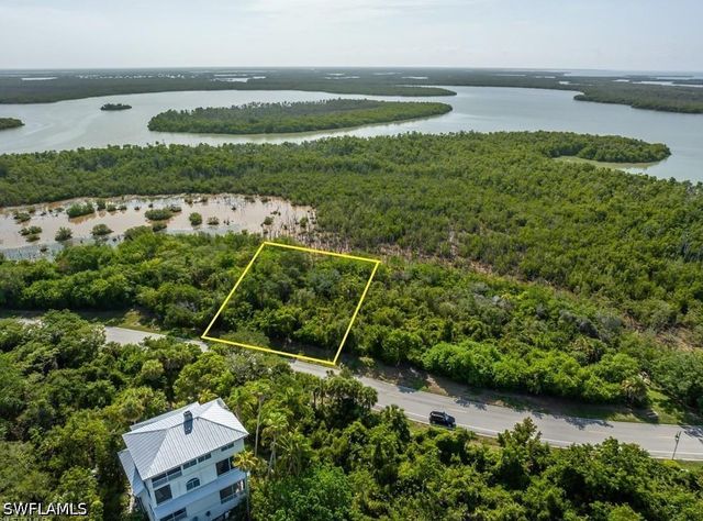 822 Whiskey Creek DR, Marco Island, FL 34145