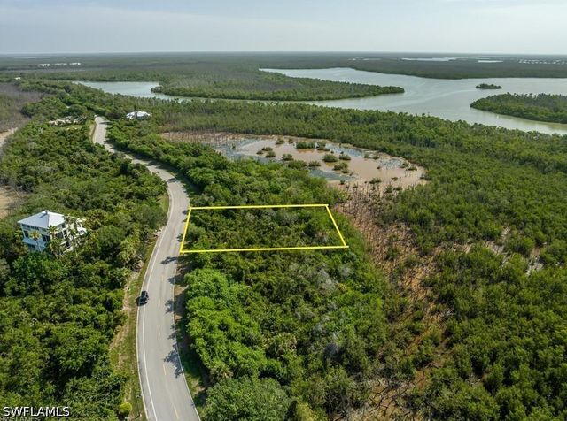 822 Whiskey Creek DR, Marco Island, FL 34145