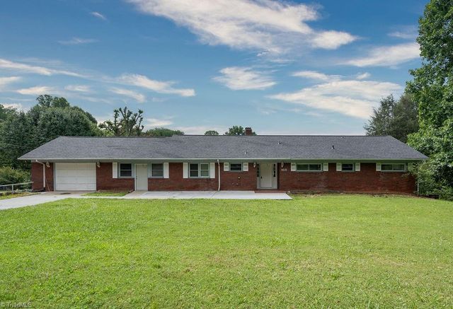 168 Oak Summit Road, Winston-salem, NC 27105