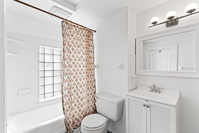 444 Naomi Court, Groveport, OH 43125