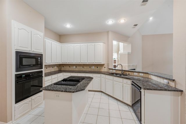 2228 Amy Lane, Plano, TX 75074