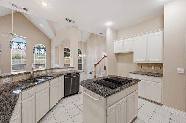 2228 Amy Lane, Plano, TX 75074