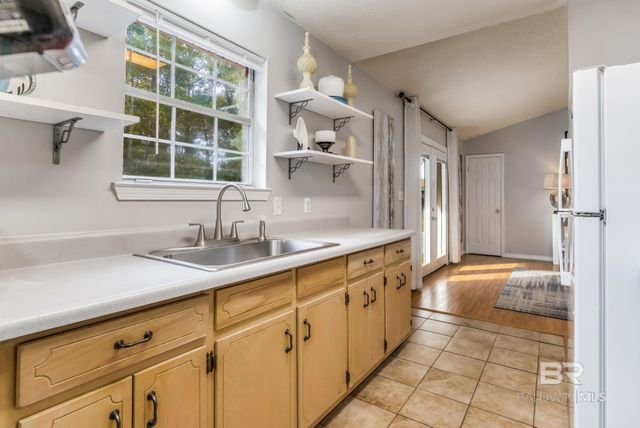 12937 Santa Barbara Street, Lillian, AL 36549