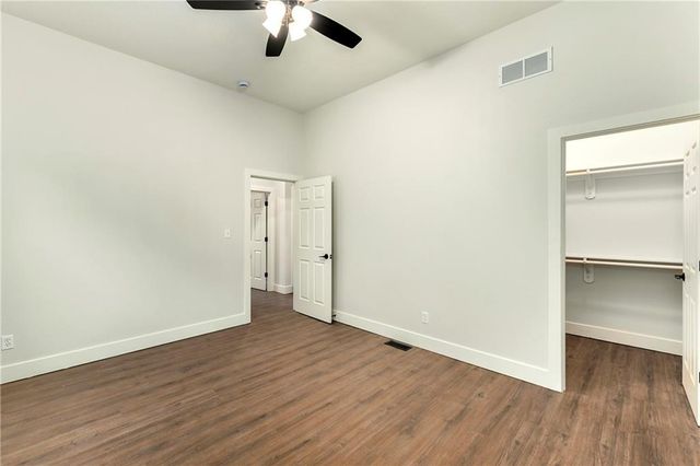 153 S Linn Valley Drive, Linn Valley, KS 66040