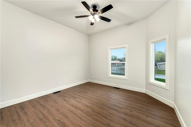 153 S Linn Valley Drive, Linn Valley, KS 66040