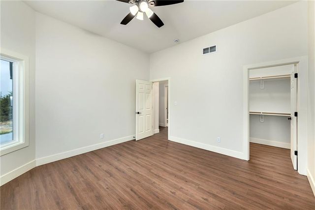 153 S Linn Valley Drive, Linn Valley, KS 66040