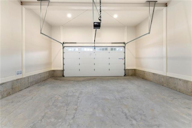 153 S Linn Valley Drive, Linn Valley, KS 66040