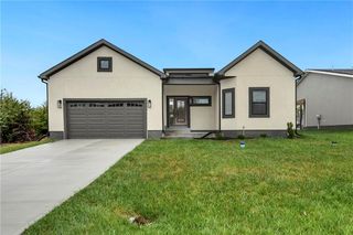 153 S Linn Valley Drive, Linn Valley, KS 66040