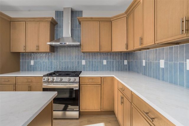 263 Warren Avenue, East Providence, RI 02914