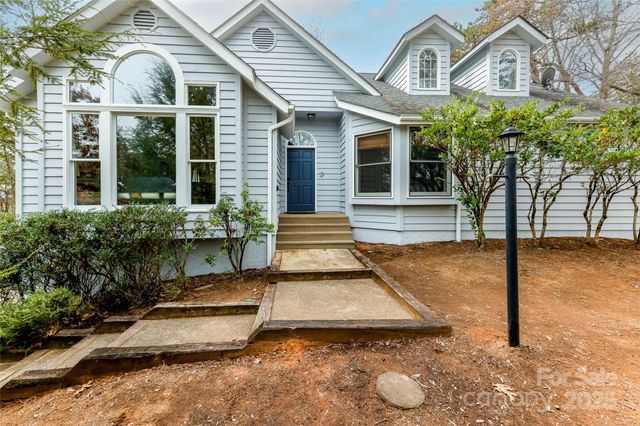 212 Ridgeway Road, Lake Lure, NC 28746