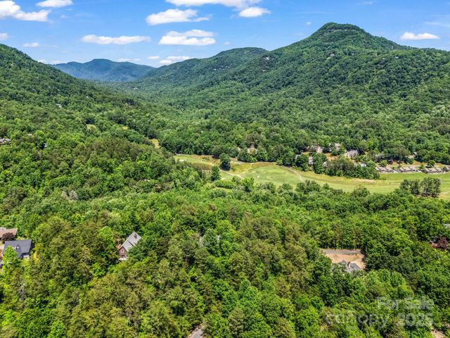 212 Ridgeway Road, Lake Lure, NC 28746