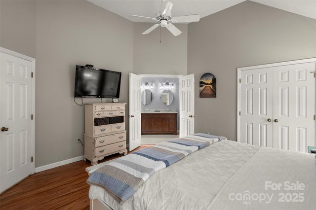 212 Ridgeway Road, Lake Lure, NC 28746