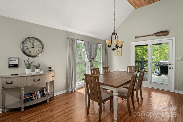 212 Ridgeway Road, Lake Lure, NC 28746