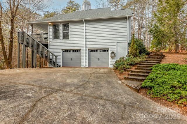 212 Ridgeway Road, Lake Lure, NC 28746