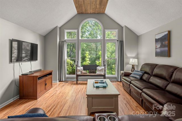 212 Ridgeway Road, Lake Lure, NC 28746