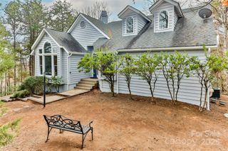 212 Ridgeway Road, Lake Lure, NC 28746
