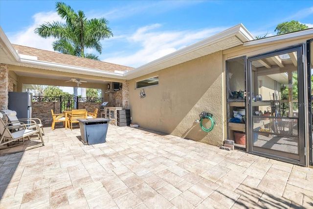 142 AUSTRALIAN DRIVE, Rotonda West, FL 33947