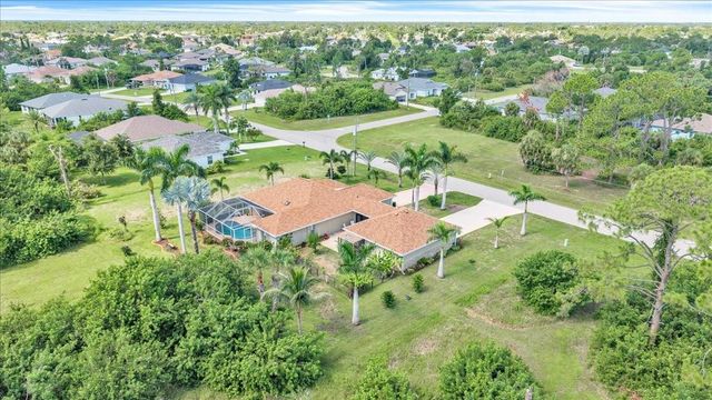 142 AUSTRALIAN DRIVE, Rotonda West, FL 33947