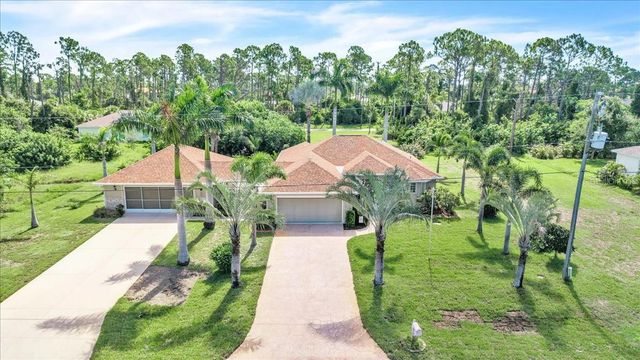 142 AUSTRALIAN DRIVE, Rotonda West, FL 33947
