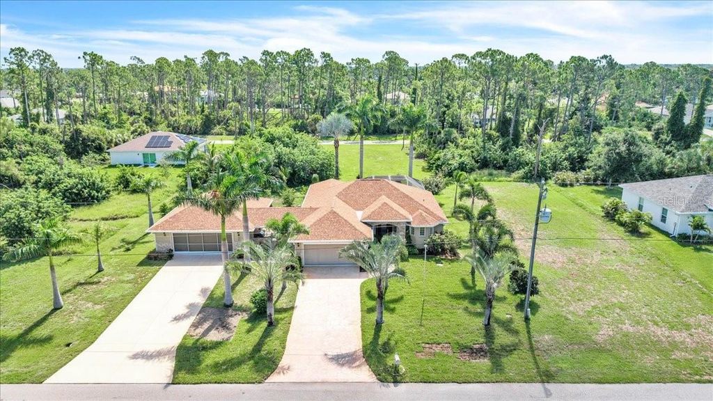 142 AUSTRALIAN DRIVE, Rotonda West, FL 33947