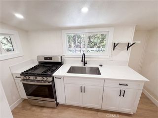 982 Oak, Crestline, CA 92325
