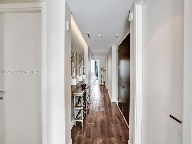 3250 NE 188th St 207, Aventura, FL 33180