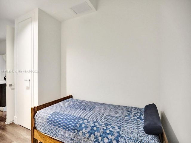 3250 NE 188th St 207, Aventura, FL 33180